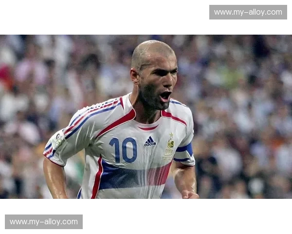 齐达内世界杯辉煌瞬间与传奇生涯全景回顾